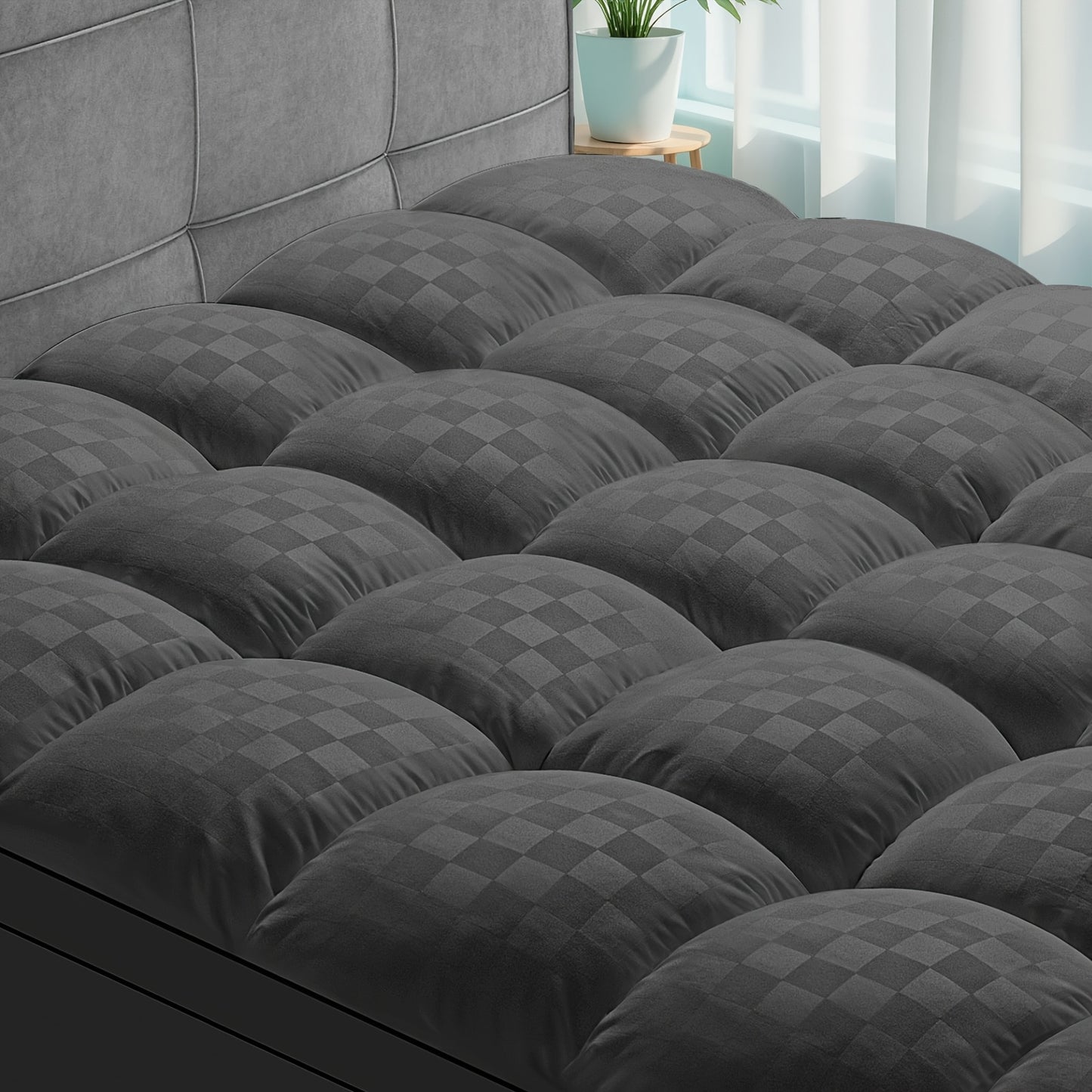 1500GSM Ultra - Thick Microfiber Checkered Mattress Topper & Protector - Deep Pockets, 21.7D Tight Fit, Soft Down - Alternative Fill, Machine Washable, Single Mattress Cover, Futon Mattress Cover, Super King Mattress Protecto