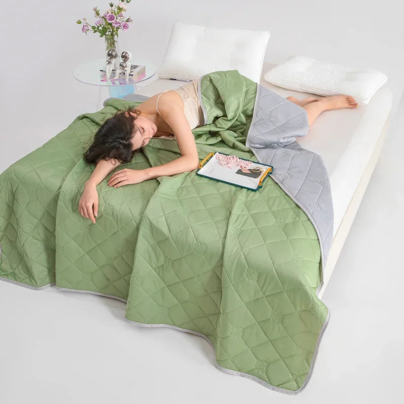 Soft Breathable Summer Blanket Cooling Feeling King Size Quilt Summer Air Condition Comforter Grade A Lightweight Coolness Duvet