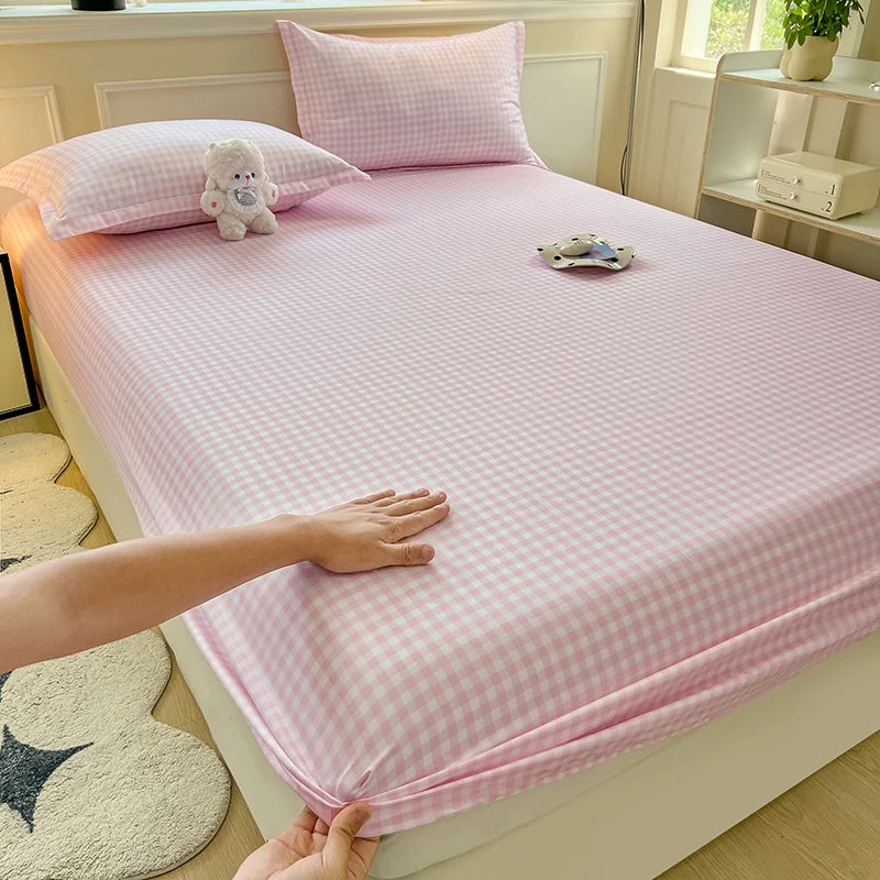 Plaid Style Fitted Sheet Skin-friendly Bed Cover Elastic Bedsheet for Girls Boys Room Couvre Lit Home Bed Linen(No Pillowcase)