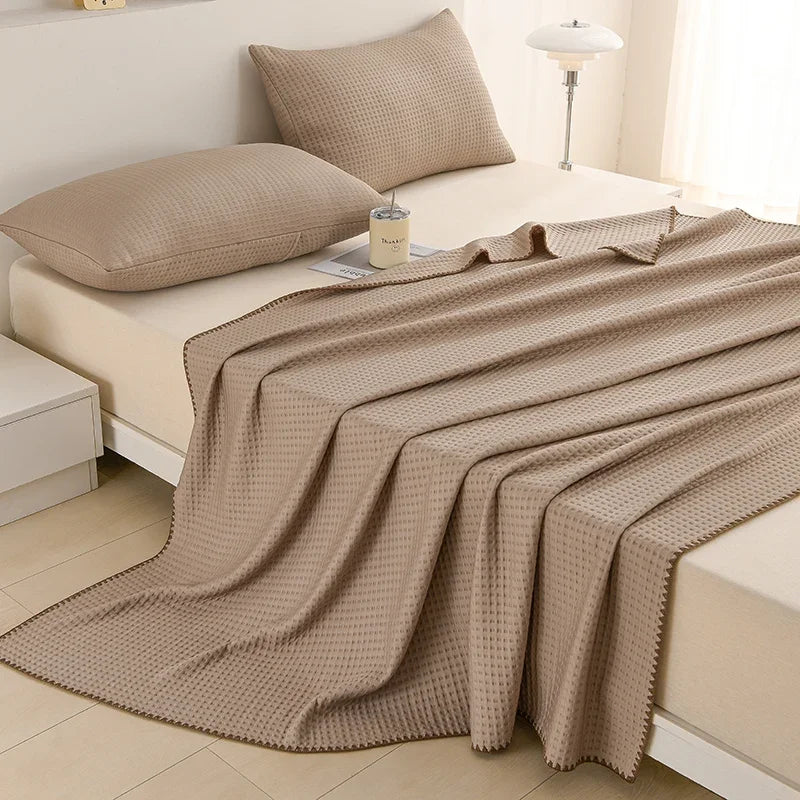 Waffle Plaid Ice Silk Summer Quilt Double Side Cool Feel Silk Air Conditioning Duvet Skin-friendly Breathable Cooling Blanket