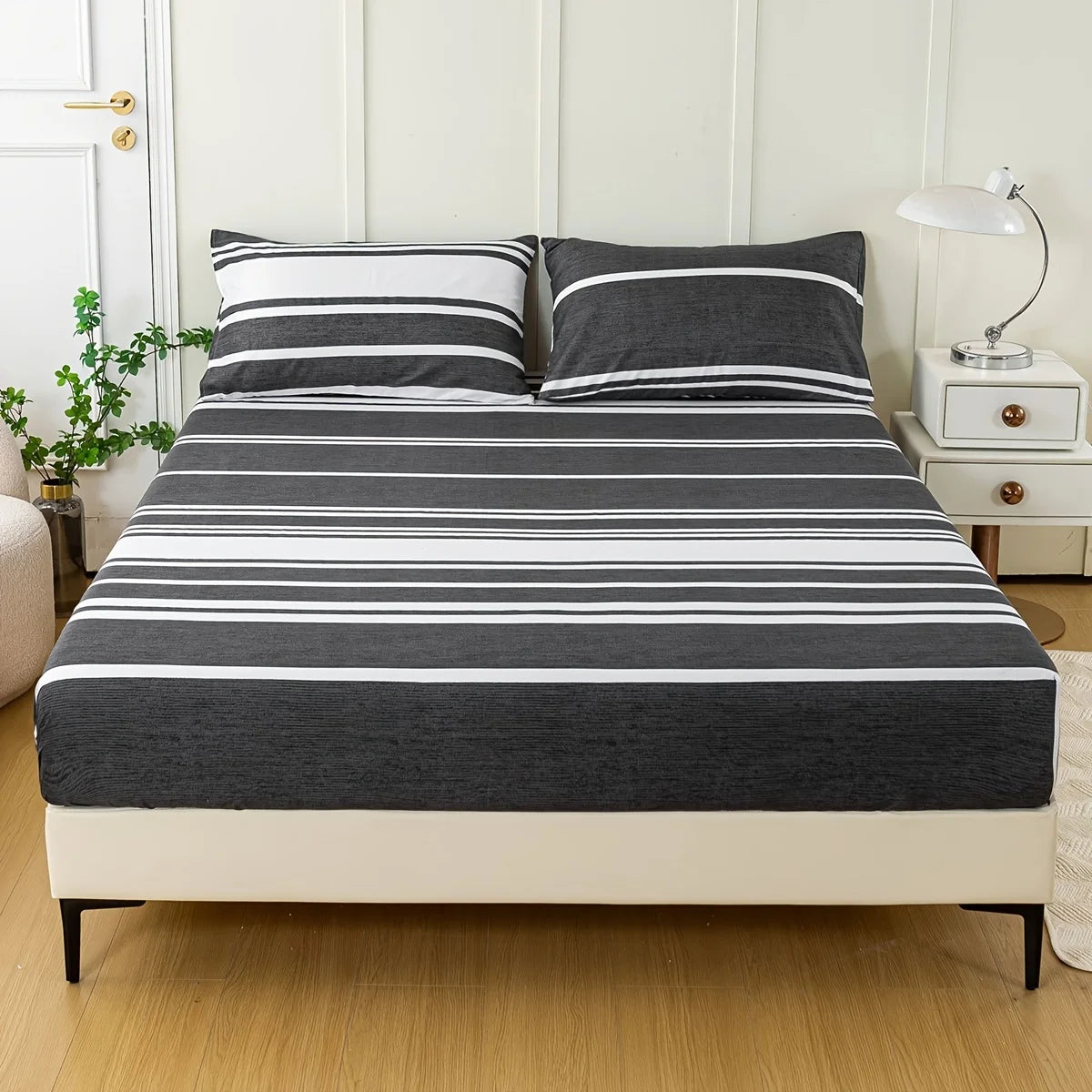 3-Piece Striped Fitted Sheet Set – Luxuriously Soft & Breathable – Includes 1 Fitted Sheet and 2 Pillowcases for Cozy Sleep – Pe
