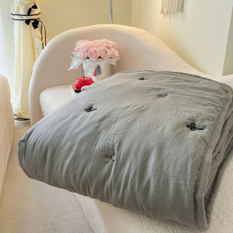 2025 Embroidered, washed cotton, summer quilt, air-conditioned, skin friendly, breathable, machine washable bedding