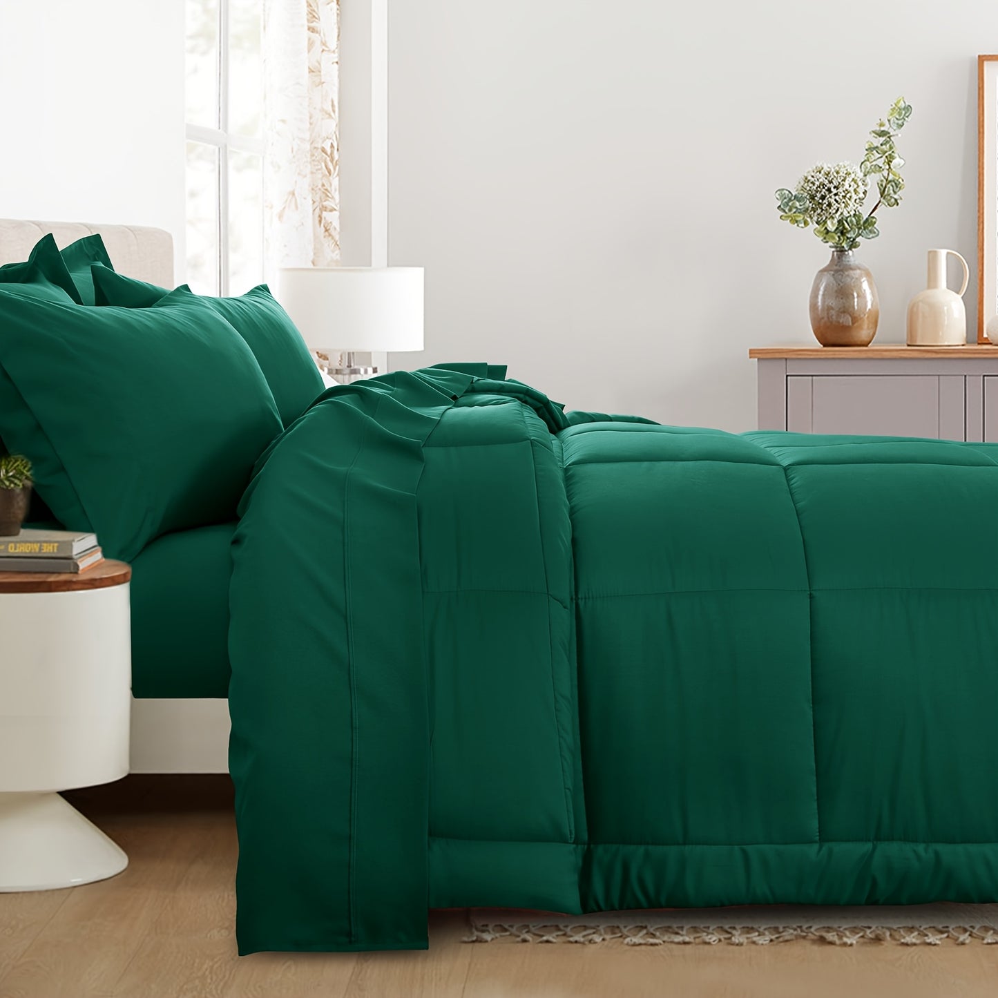 7pcs Ultra-Soft Bed In A Bag, Down Alternative Bedding Sets with All Season Quilted Comforter, Flat Sheet, Fitted Sheet, Pillowcases - Gifts for The Family And Friends, RUIKASI, Machine Washable, Polyester 100, Acrylic 15, Sa