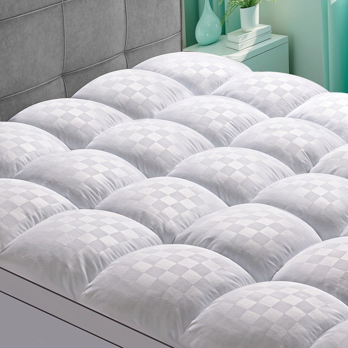 1500GSM Ultra - Thick Microfiber Checkered Mattress Topper & Protector - Deep Pockets, 21.7D Tight Fit, Soft Down - Alternative Fill, Machine Washable, Single Mattress Cover, Futon Mattress Cover, Super King Mattress Protecto