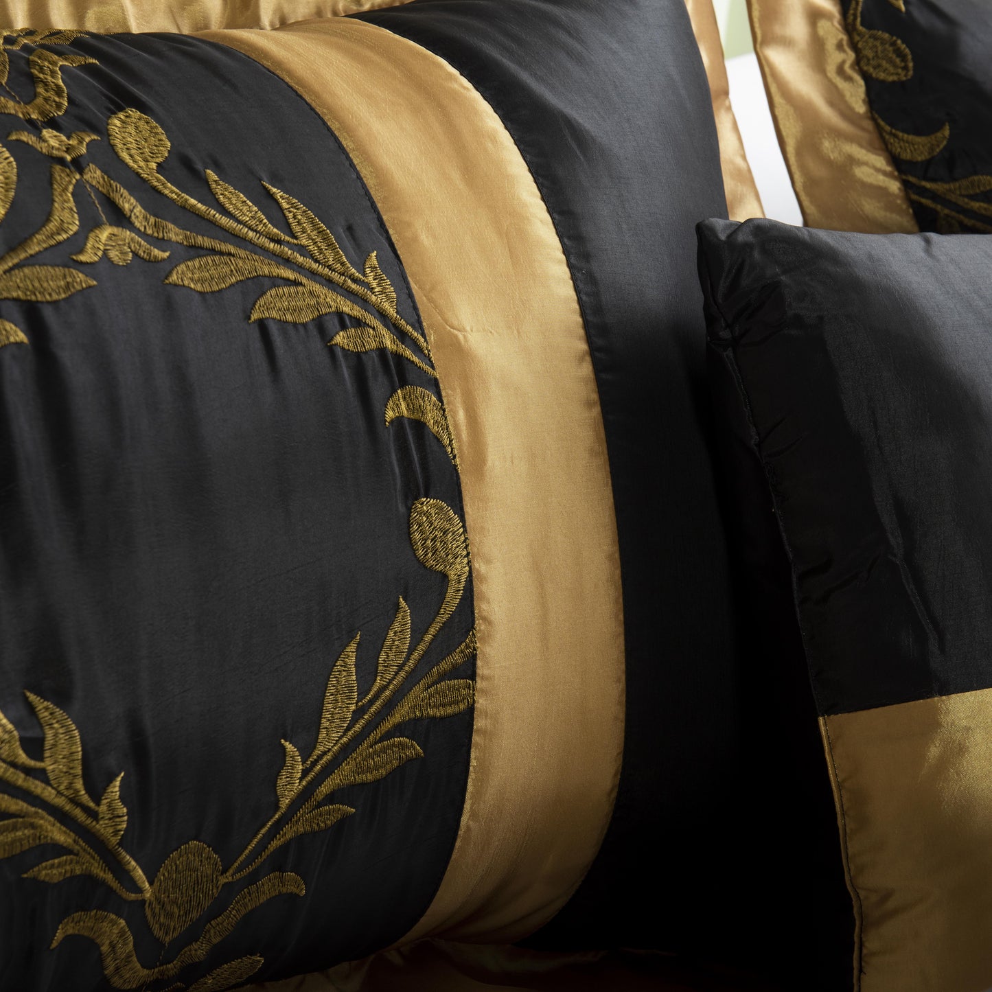7 Piece Classic Embroidery Comforter Set King/Queen- Black And Silver Faux Silk Fabric Embroideried-1 Comforter, 2 Shams, 3 Decorative Pillows, 1 Bedskirt