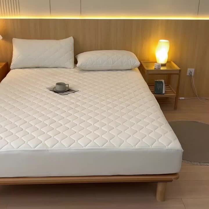 [Waterproof Mattress Protector] Waterproof Mattress Protector | 1pc Embossed Design, Quiet Fitted Sheet, Thickened Cover - Single Size 11.8" High, Multi-Size for Twin/Full XL/King Beds - Excludes Pillowcases & Insert