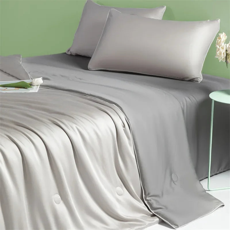Summer Cool Down Quilt: Cooling - Sensation Summer Quilt for Refreshed Skin, Ideal for Hot Nights At Home & Beach Getaways