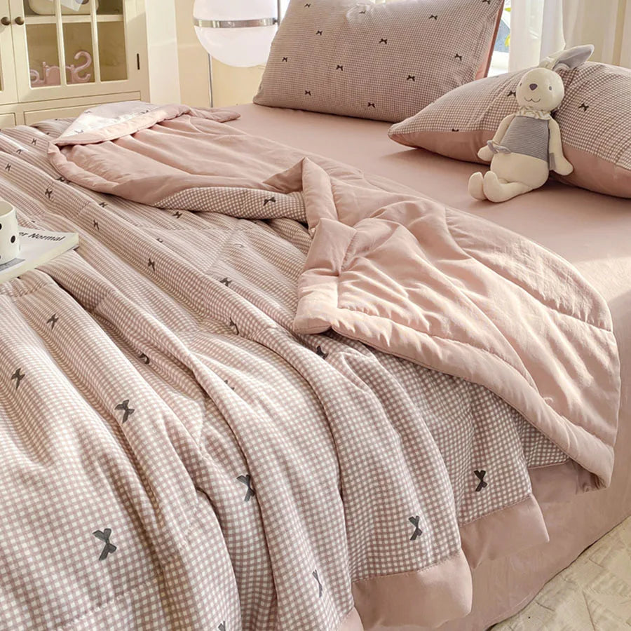 Knitted Cotton Double Gauze Summer Comforter Ultra-Soft Breathable Cooling Blanket Machine Washable Air Conditioner Comforter