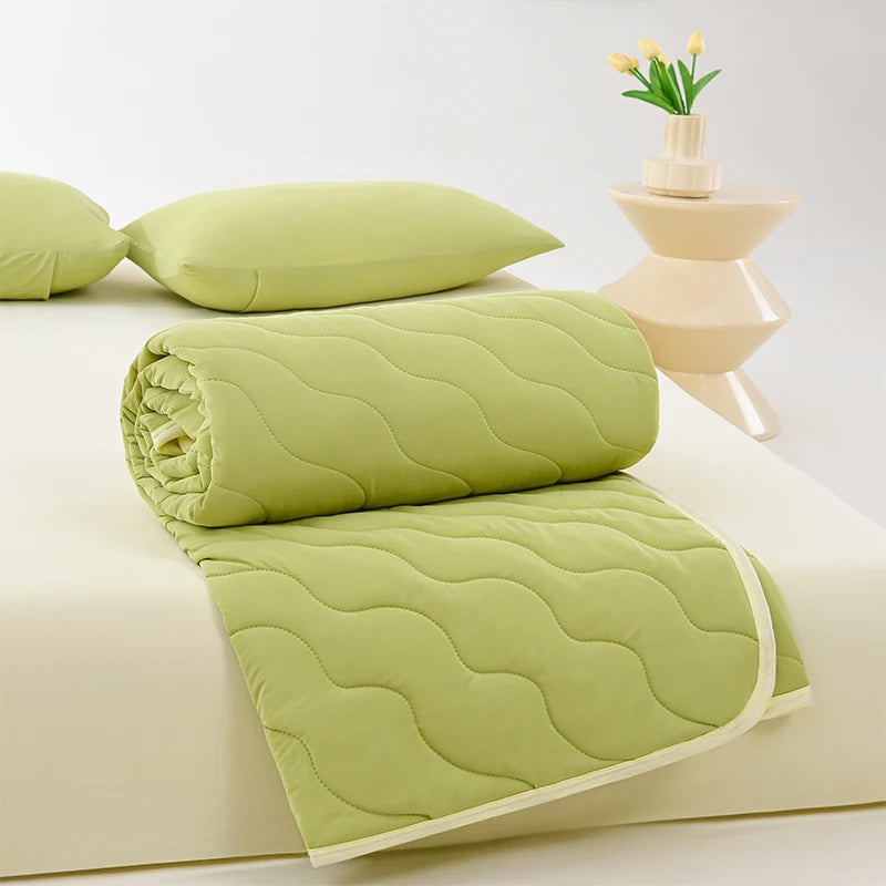 New Printed Cool Feeling Spring Summer Quilt Soft Comfortable Quilted Quilts Single Double Blanket for Bed Comforter Thin Duvet