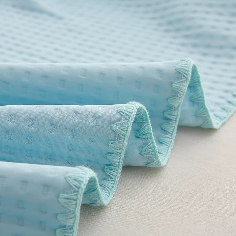 Waffle Plaid Ice Silk Summer Quilt Double Side Cool Feel Silk Air Conditioning Duvet Skin-friendly Breathable Cooling Blanket