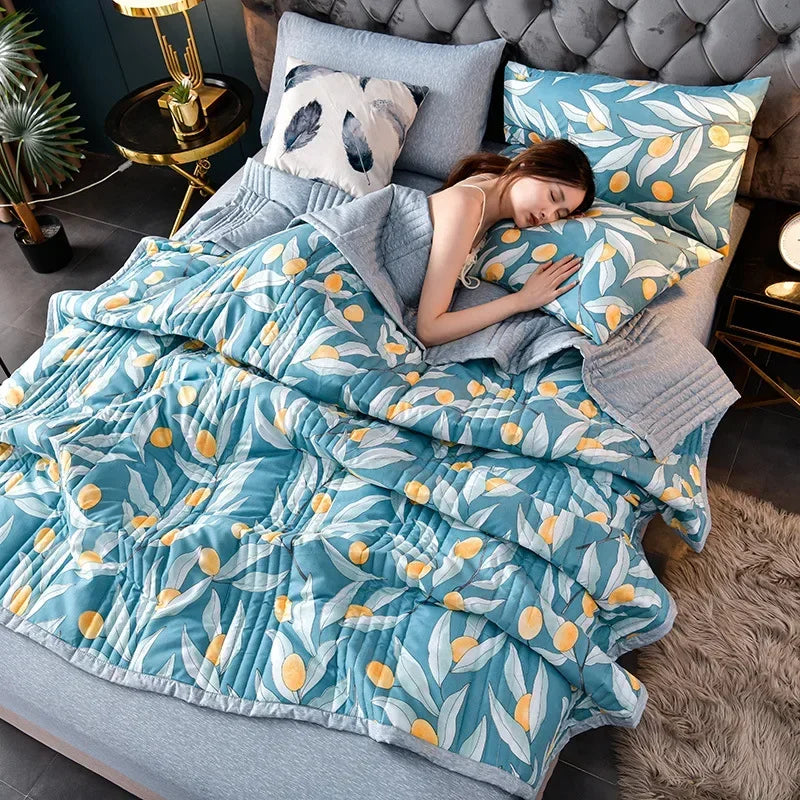Quilted Spring Summer Quilt Soft Lightweight Duvet Summer Blanket Queen Breathable Blankets Comfortable Washable Double Quilts