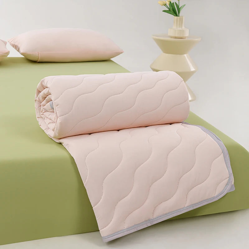 New Printed Cool Feeling Spring Summer Quilt Soft Comfortable Quilted Quilts Single Double Blanket for Bed Comforter Thin Duvet