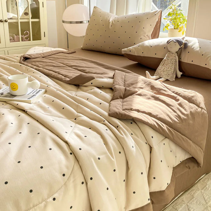 Knitted Cotton Double Gauze Summer Comforter Ultra-Soft Breathable Cooling Blanket Machine Washable Air Conditioner Comforter