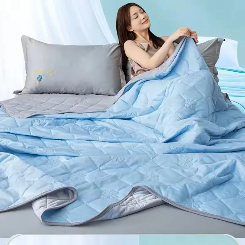 Class A Cool Feeling Antibacterial Ice Cream Summer Quilt Washable Quilt Summer Cooling Quilt Ice Silk Quilt Core Air Conditioni