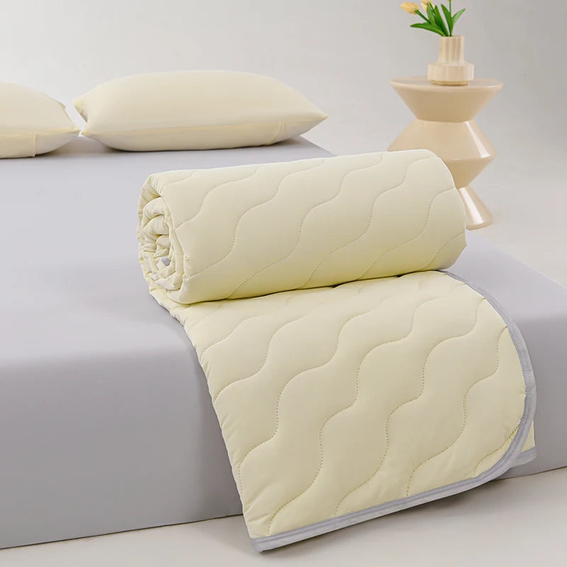 New Printed Cool Feeling Spring Summer Quilt Soft Comfortable Quilted Quilts Single Double Blanket for Bed Comforter Thin Duvet