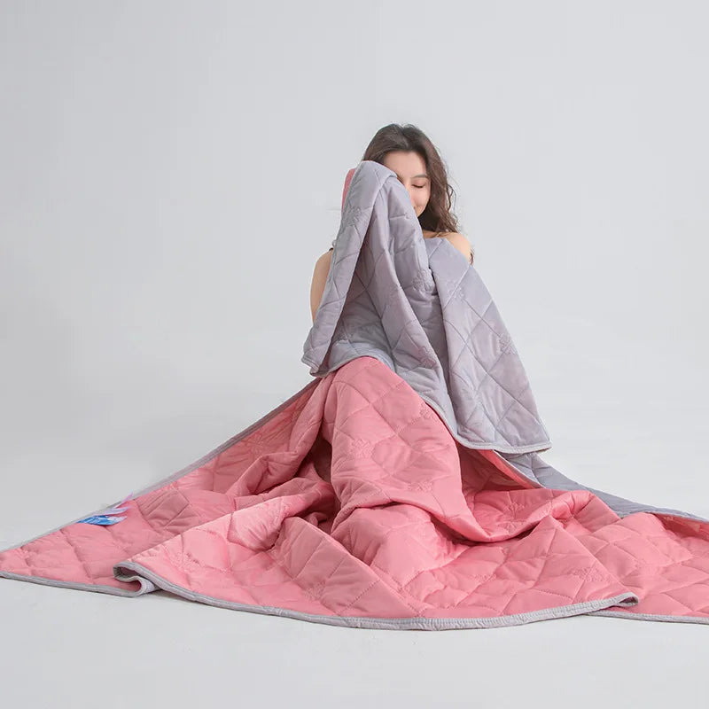 Class A Cool Feeling Antibacterial Ice Cream Summer Quilt Washable Quilt Summer Cooling Quilt Ice Silk Quilt Core Air Conditioni