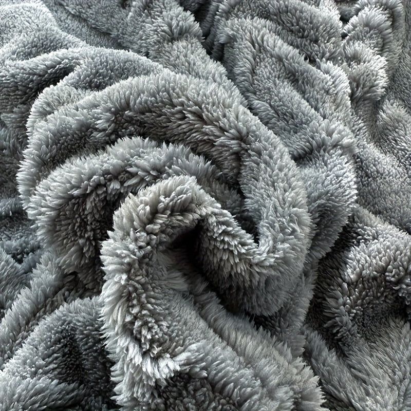 Tufted Throw Blanket-Premium Flannel Fleece for All-Season Cozy Comfort | Versatile Use: Bed, Couch, Office, Camping, Lunch Nap & Air Conditioning | Ultra-Soft, Lightweight & Stylish Home Decor